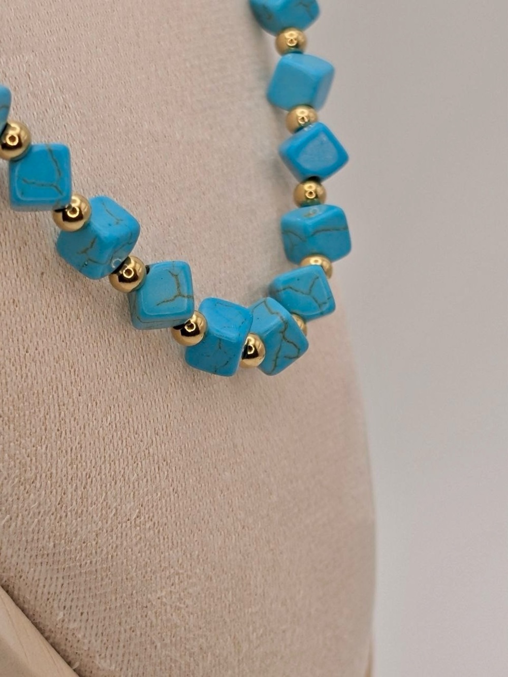 NWT Turquoise Gold Bead Choker Necklace 18k Gold Plated Boho Coastal Luxe - Picture 4 of 7